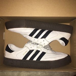 ADIDAS WOMEN'S ORIGINALS SAMBAROSE SHOES AQ1134